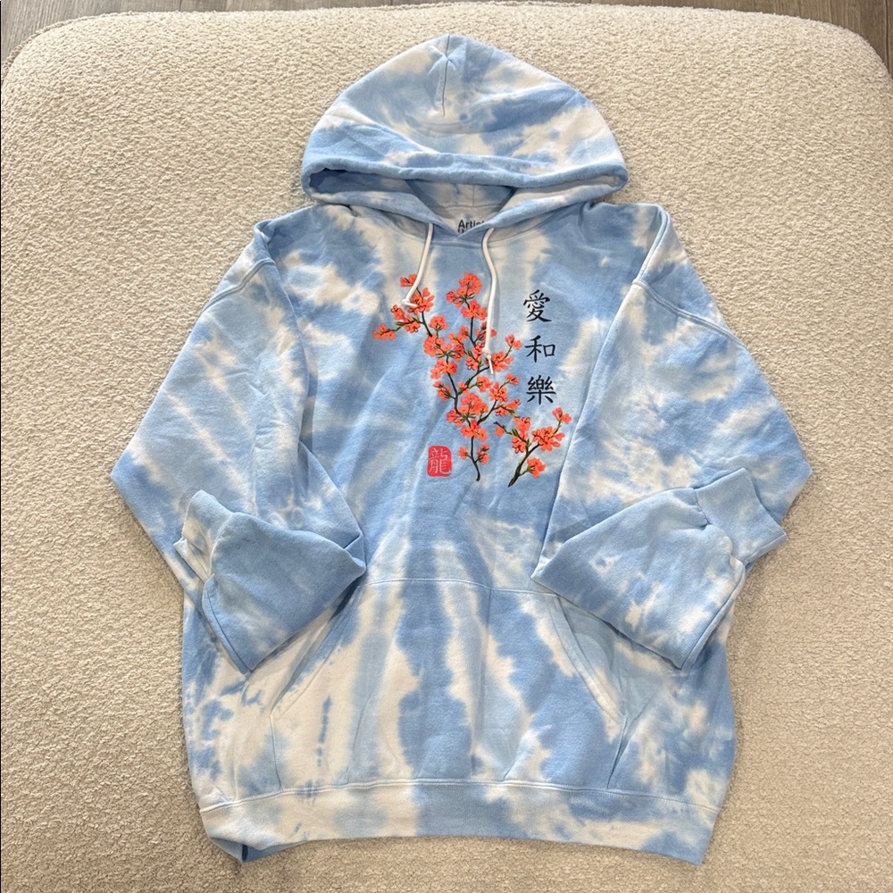 Artist Union Sweater Mens Medium Blue Hoodie Tie Dye Pullover
Japan Blossom